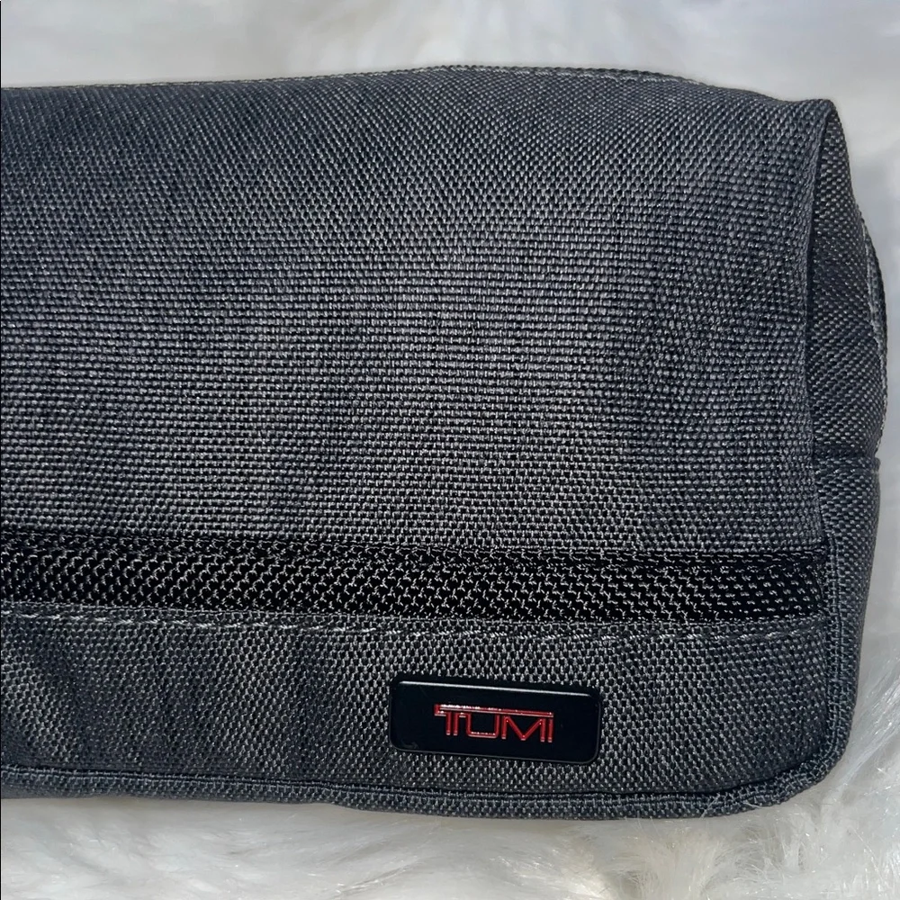 Tumi Men's Black Toiletry Bag -Compact Travel Dopp Kit